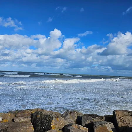Les Pieds Dans L'eau - Accès Direct à La * Bernières-sur-Mer