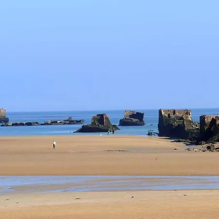 Apartment Les Pieds Dans L'eau - Acces Direct A La Bernieres-sur-Mer