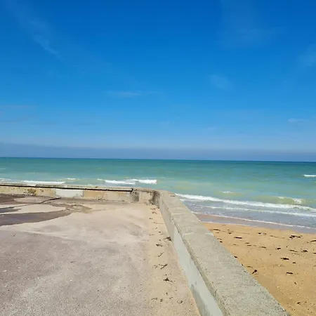 Les Pieds Dans L'eau