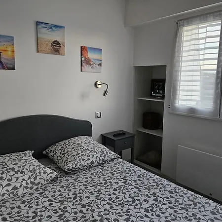 Les Pieds Dans L'eau - Acces Direct A La Apartment Bernieres-sur-Mer