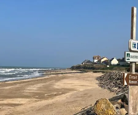 Apartment Les Pieds Dans L'eau - Acces Direct A La Bernieres-sur-Mer
