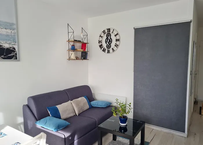 Les Pieds Dans L'eau Daire