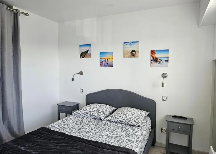 Les Pieds Dans L'eau